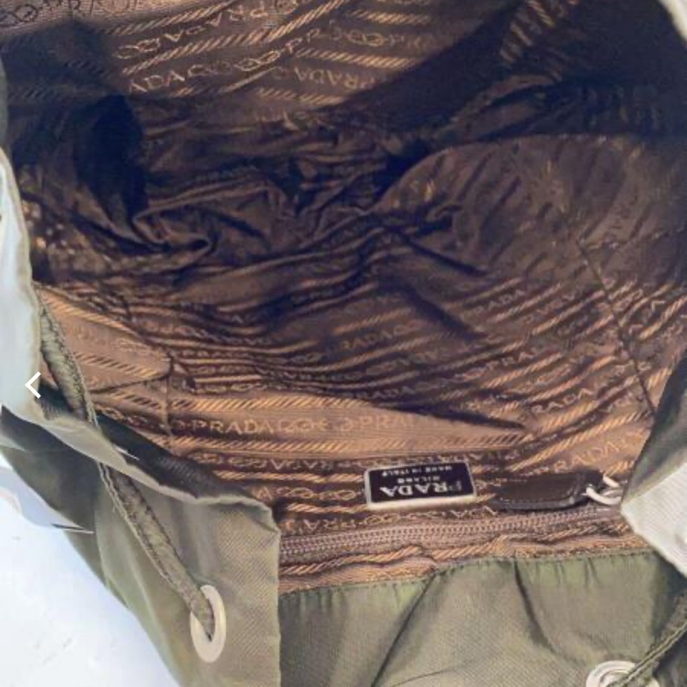 JM0424 - Prada Backpack - Picture 4 of 5